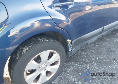 2010 Subaru Outback 2.5I Premium z USA, uszkodzony, nr VIN 4S4BRBGCXA3375383